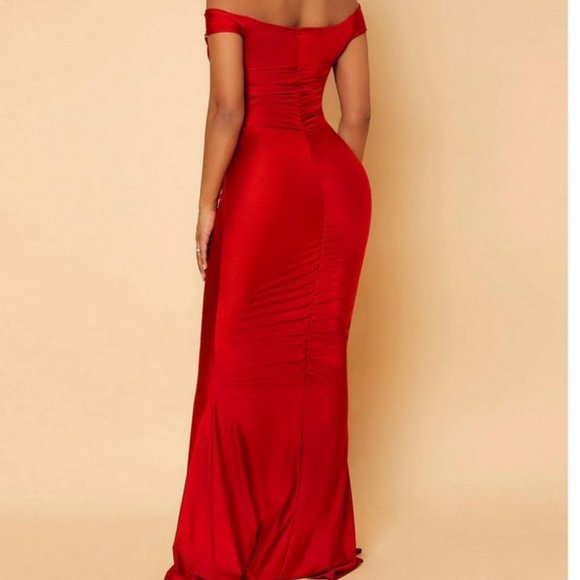 twist front runched off shoulder maxi dress red - Picture 2 of 7